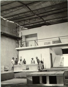 Construção do palco original do Vila - 1964